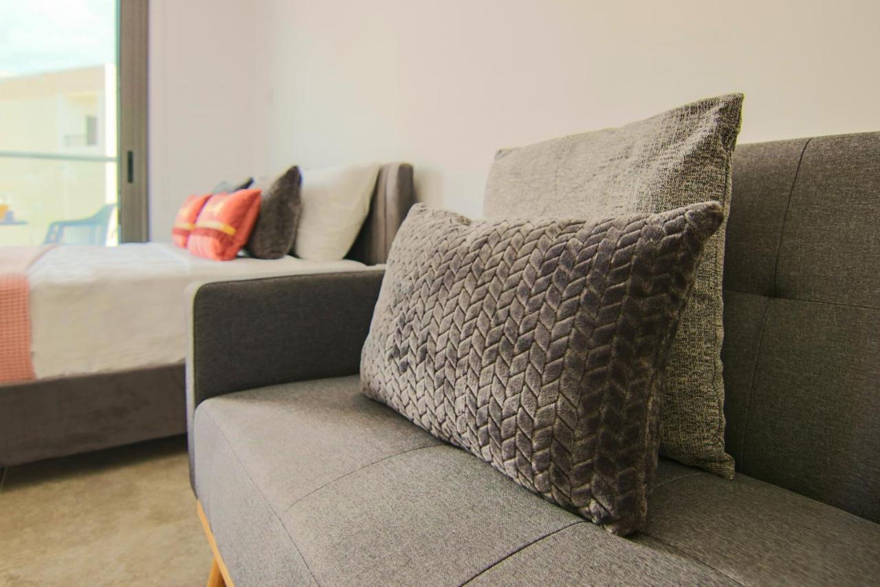 Phaedrus Living: Seaside Luxury Flat Athina 115 Apartment Paphos ภายนอก รูปภาพ